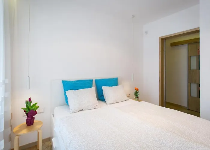 Apartament Mentha *